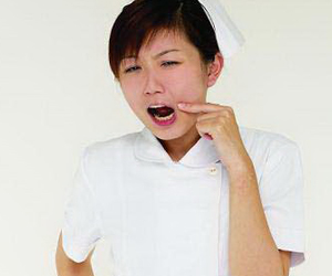 冬季防治口腔溃疡小妙招