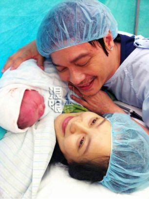 罗嘉良妻子苏岩香港剖腹产女