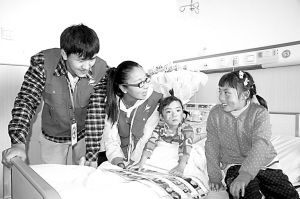医院来了藏语志愿者