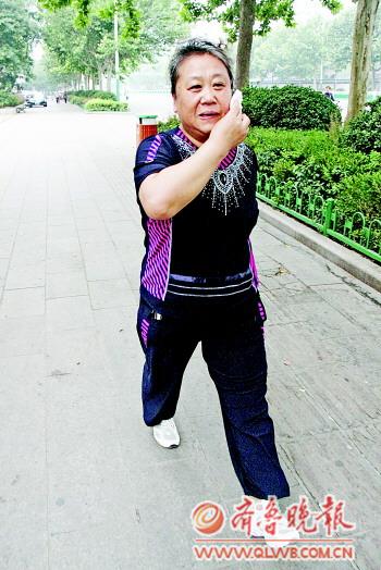 女子为捐肾救儿减肥每日暴走十几公里 10天瘦5斤