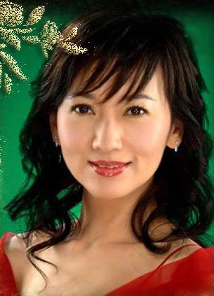 赵雅芝50岁熟女优雅发型