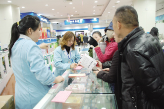 药店，冷静走出雾霾围城