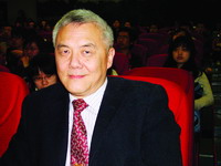 基因组学，复兴微生物学的机遇与武器