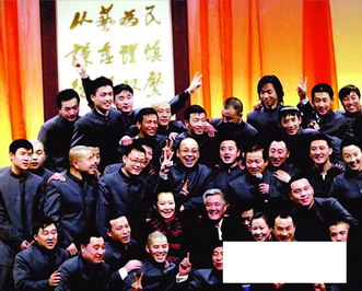“家长制”当早日谋变