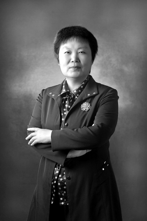 弘扬创新精神 激发医院活力——记郑州大学第三附属医院院长张展