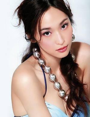 5大女星化妆包里的小秘密