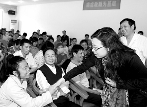 肿瘤专家进老区