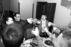调查称重庆人均酒量全国第1 北京人最爱喝酒