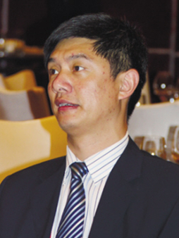 药店“触电”还需自生硬