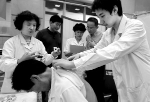 头伏热了三伏贴