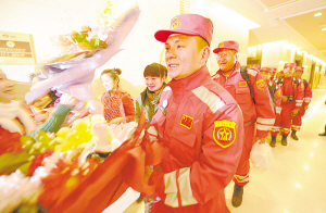 中国国际救援队回京