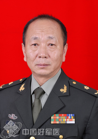 解放军第五医院泌尿外科副主任医师：张韬