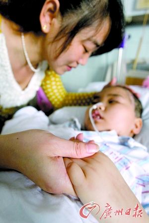 肝硬化父放弃治疗离世为女儿省下2万元治脑瘤