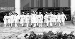 优质护理，撑起生命“绿荫”——湖南省宁乡县人民医院优质护理纪实