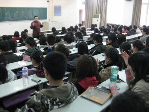 公卫学院举办“沟通艺术”互动讲座
