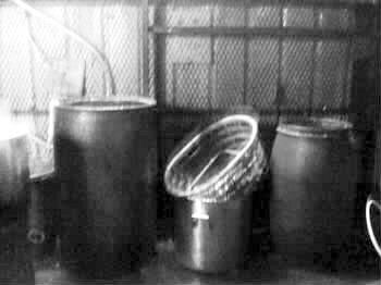 记者卧底餐馆14天揭开口水油回收使用内幕