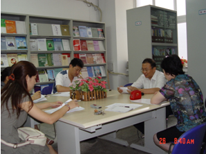 卫生管理与教育学院召开专兼职辅导员培训会