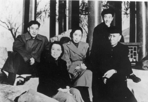 在少奇同志身边的日子里