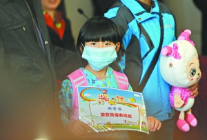 北京H7N9患儿圆圆康复出院：谢谢大家 我好了！