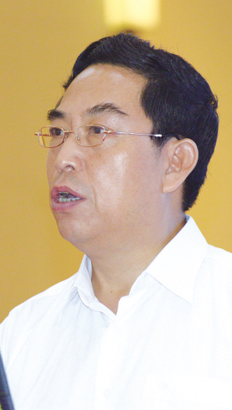 李云龙：发挥药品监管助手和桥梁作用