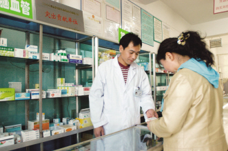 下放药品审批权修订《药品管理法》