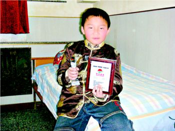 10龄童独自逛北京写20万字小说图