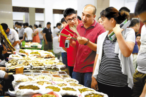 夏季“药市”交易忙