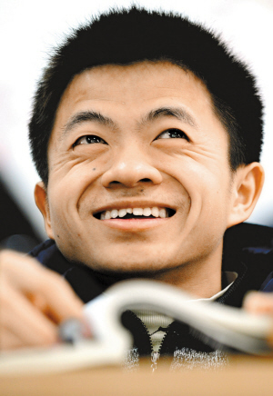 “玻璃人”的幸福大学生活