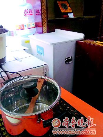 过期药回收点半年颗粒未收 市民称无酬不愿给药店
