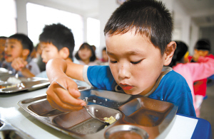 营养午餐一点不剩