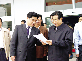 企业持续发展的关键在于创新——浙江省委书记赵洪祝视察康恩贝（兰溪）现代植物药产业园