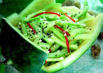 夏季应该多吃这三种瓜