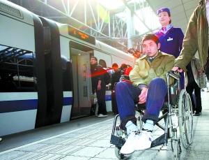 渐冻人母亲担心儿女无人照顾放弃治疗