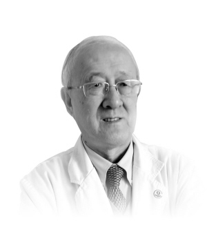 沈镇宙：妙手仁心守护生命希望