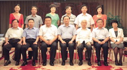 学习先进 扎根群众 提振精气神