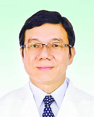 马学章任镜湖医院院长