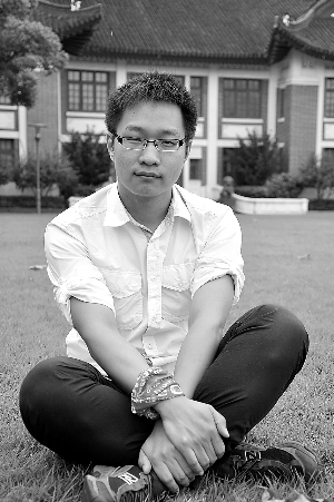 复旦学生办食品安全网：为喝一口水去打一口井