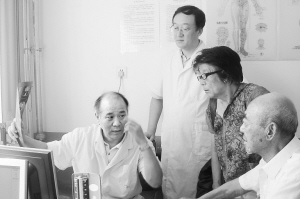 专家医疗队草原义诊