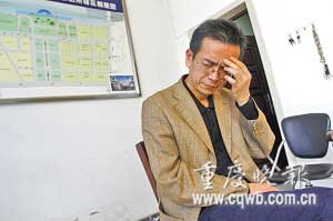 中年男子自称失忆派出所里冥思苦想我是谁