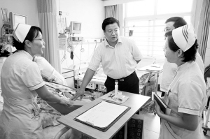 创新服务做根基 持续改进为民生——访山东省济南市中心医院院长马效恩