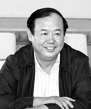 内蒙古自治区卫生厅厅长杨成旺——推动信息化基层受益大