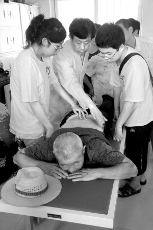中医特色疗法农村显身手