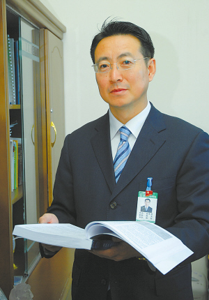 走出有特色的医院创新之路——记延边大学附属医院（延边医院）院长金哲虎