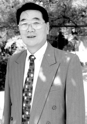 许彭龄：精于辨证 擅治疑难