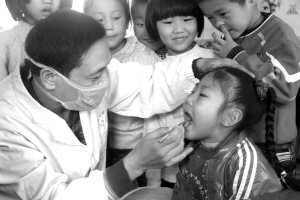 2011年爱牙日：呵护孩子 预防龋齿