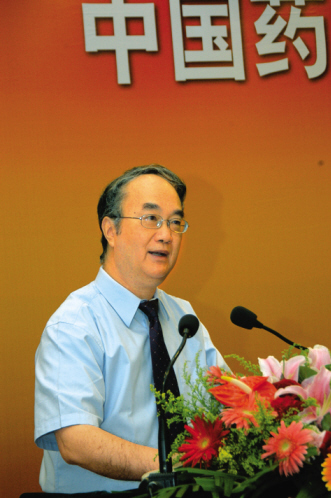 中国药学飞得更高
