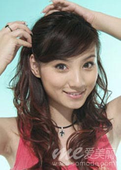 两招搞定邻家美女清纯发型
