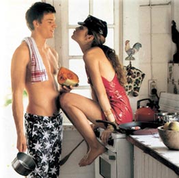 生活小动作拴牢男人心