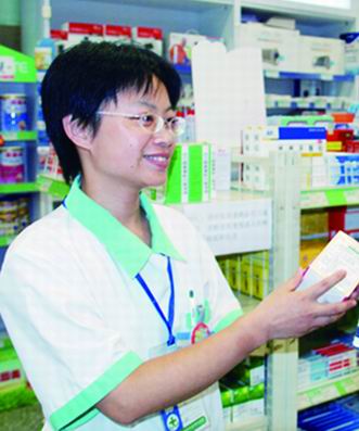 “全科药师”费斐