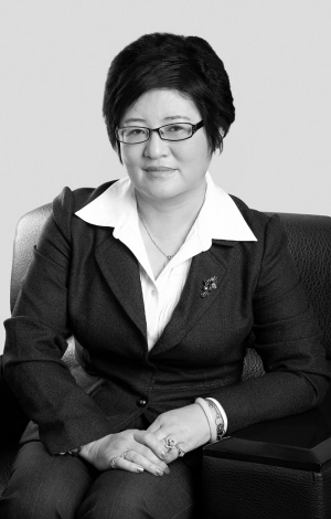 妙手打造中药花园 仁心关爱普劳大众--访广西梧州中恒集团股份有限公司董事长许淑清